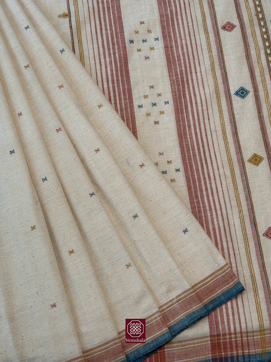 Crimson Maroon & Off-White Pure Handloom Kutch Kala Cotton Bhujodi 3-Piece Dress Material