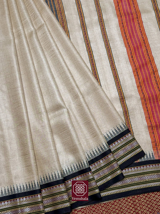 Natural / Black Karvati Kinar Tussar Silk Vidarbha Saree