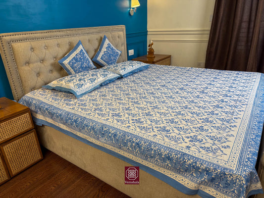 Sanganeri Floral Cotton Bedsheet - Ecru / Blue